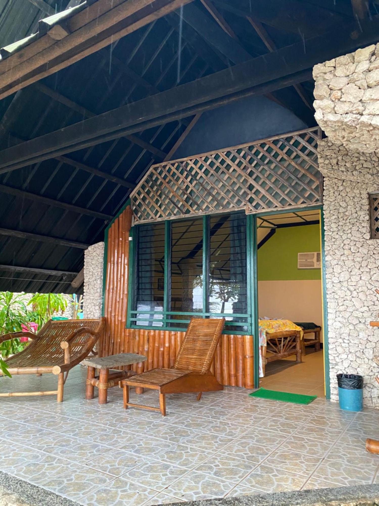 Ravenala Beach Bungalows Moalboal Eksteriør billede