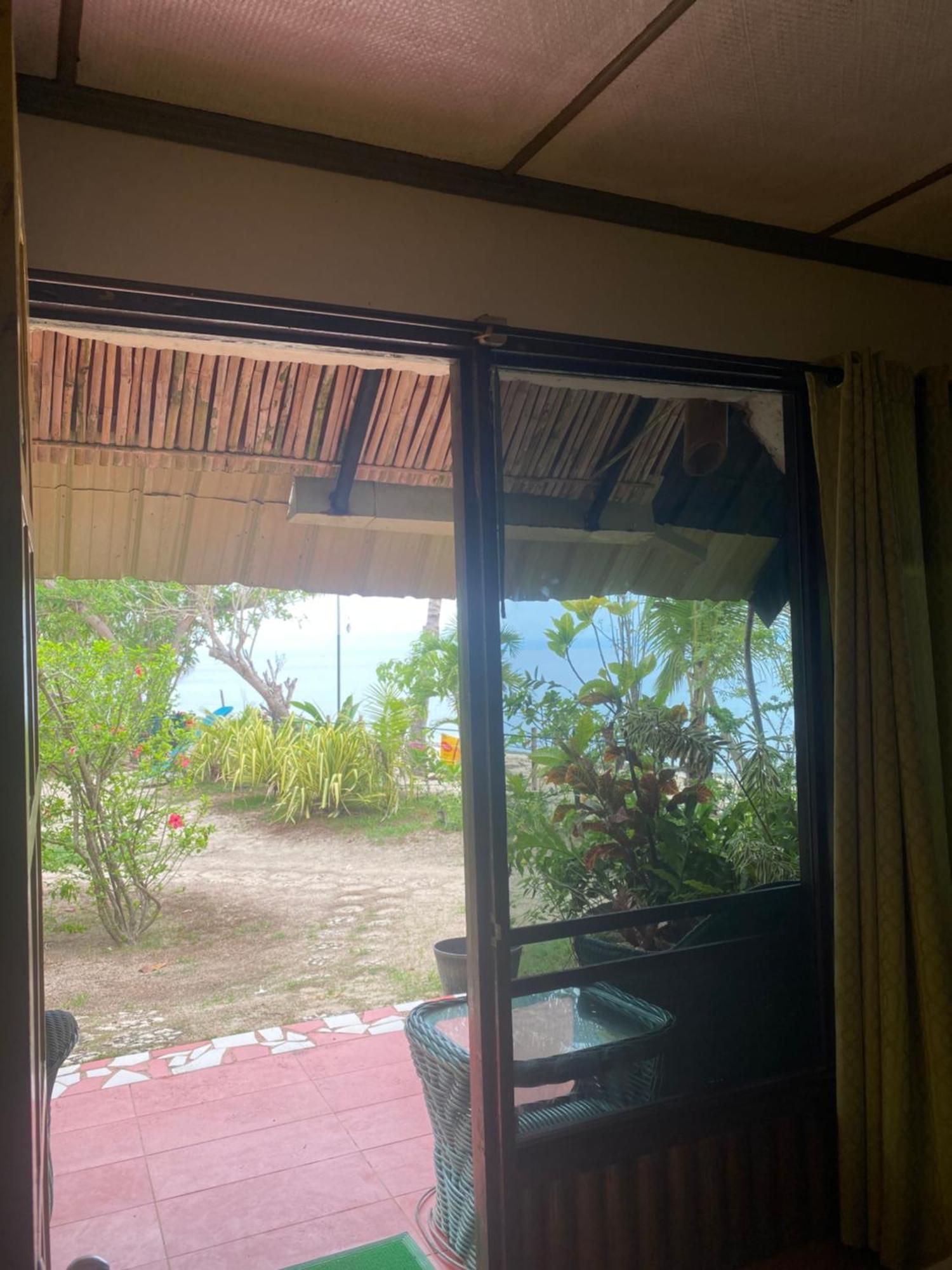 Ravenala Beach Bungalows Moalboal Eksteriør billede