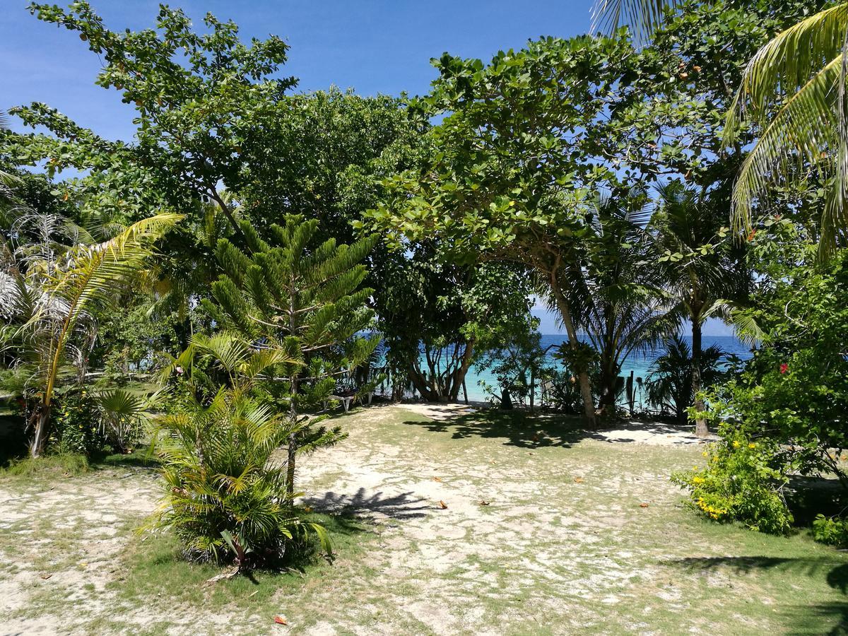 Ravenala Beach Bungalows Moalboal Eksteriør billede